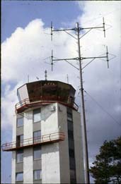 F 10 flygledartorn